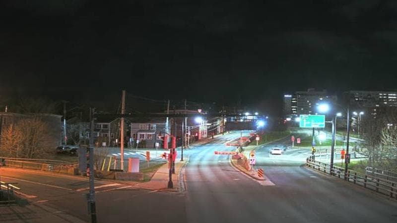 Mac Donald Bridge - Dartmouth bound