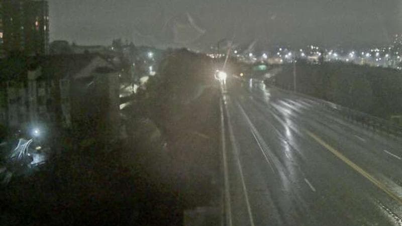 MacKay Bridge - Dartmouth bound