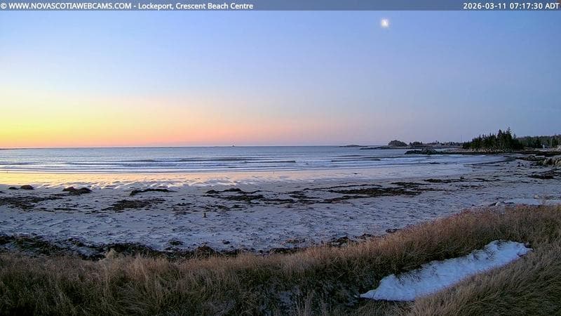 Lockeport Crescent Beach