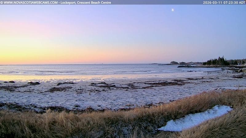 Lockeport Crescent Beach