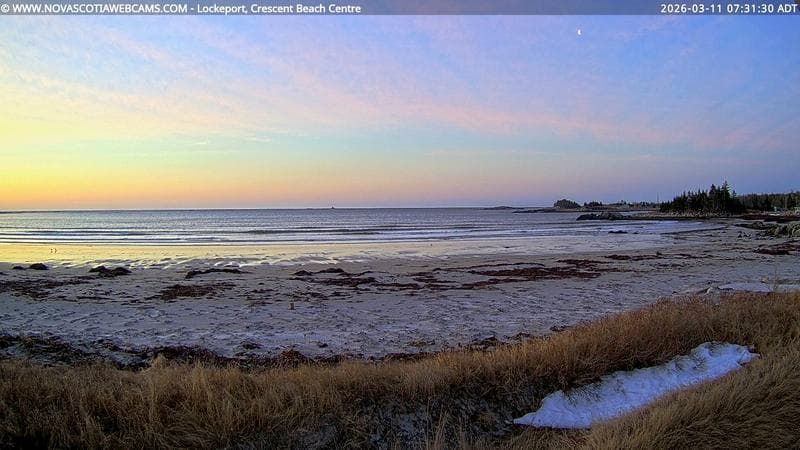 Lockeport Crescent Beach
