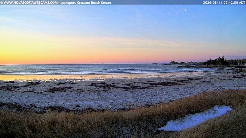 Lockeport Crescent Beach