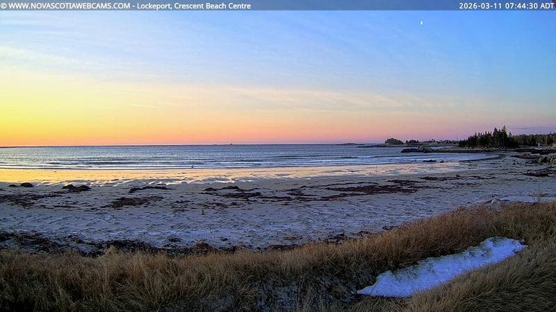 Lockeport Crescent Beach