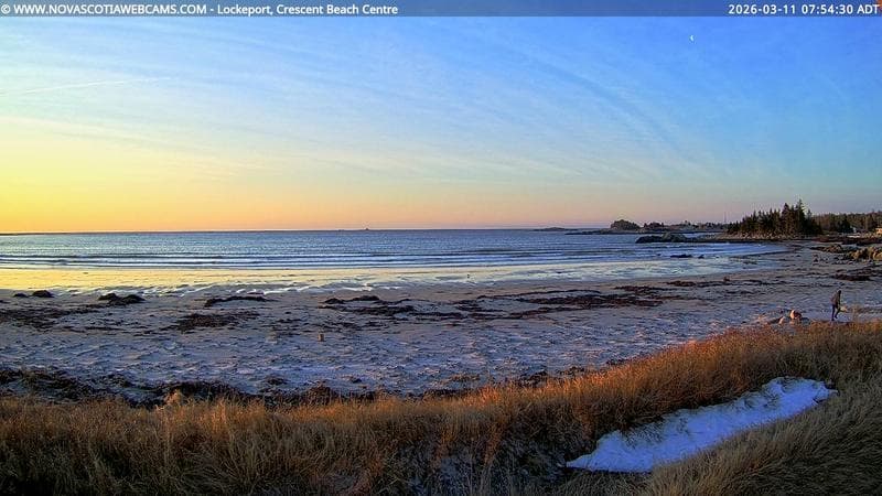 Lockeport Crescent Beach