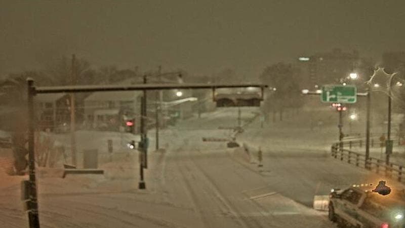 Mac Donald Bridge - Dartmouth bound