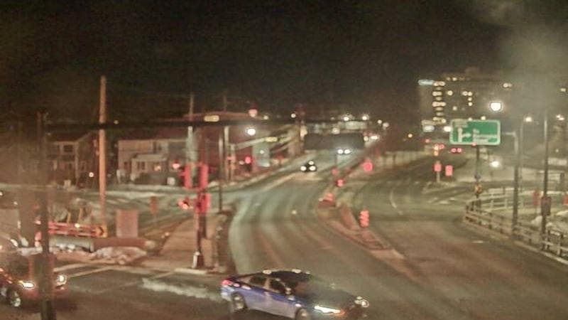 Mac Donald Bridge - Dartmouth bound