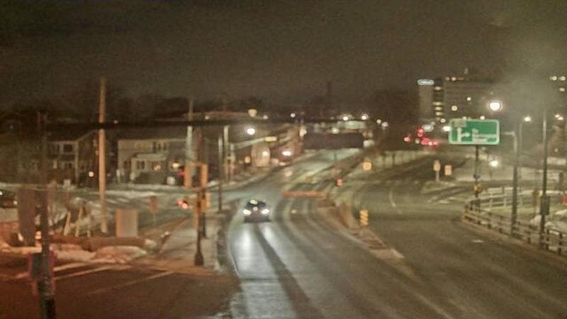 Mac Donald Bridge - Dartmouth bound