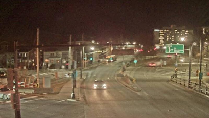 Mac Donald Bridge - Dartmouth bound