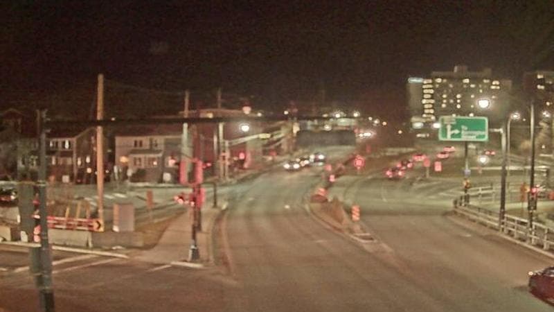 Mac Donald Bridge - Dartmouth bound