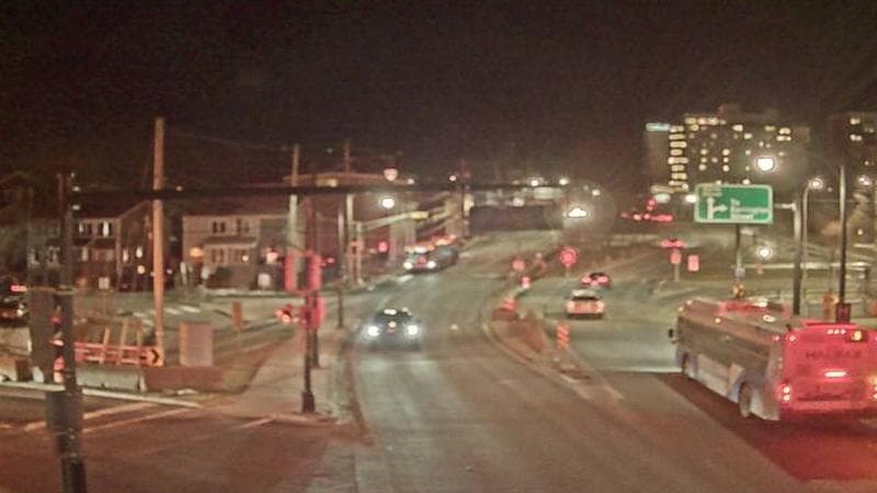 Mac Donald Bridge - Dartmouth bound