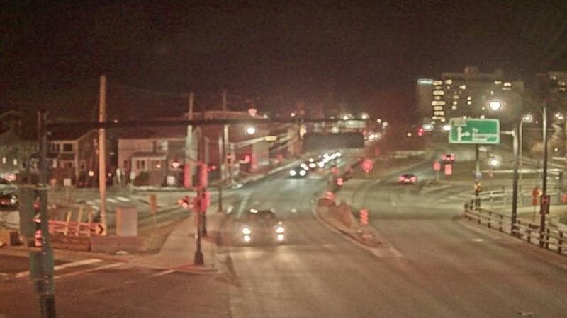 Mac Donald Bridge - Dartmouth bound