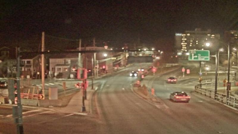 Mac Donald Bridge - Dartmouth bound