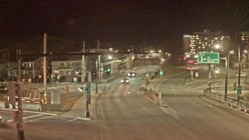 Mac Donald Bridge - Dartmouth bound