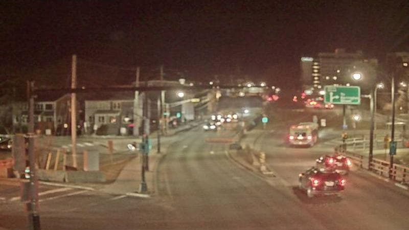 Mac Donald Bridge - Dartmouth bound