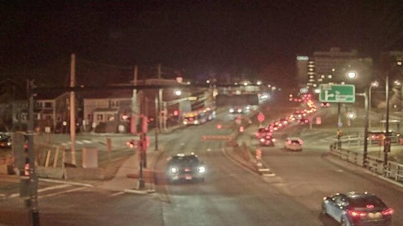 Mac Donald Bridge - Dartmouth bound