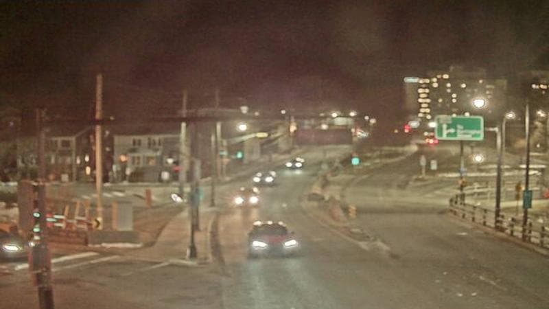 Mac Donald Bridge - Dartmouth bound