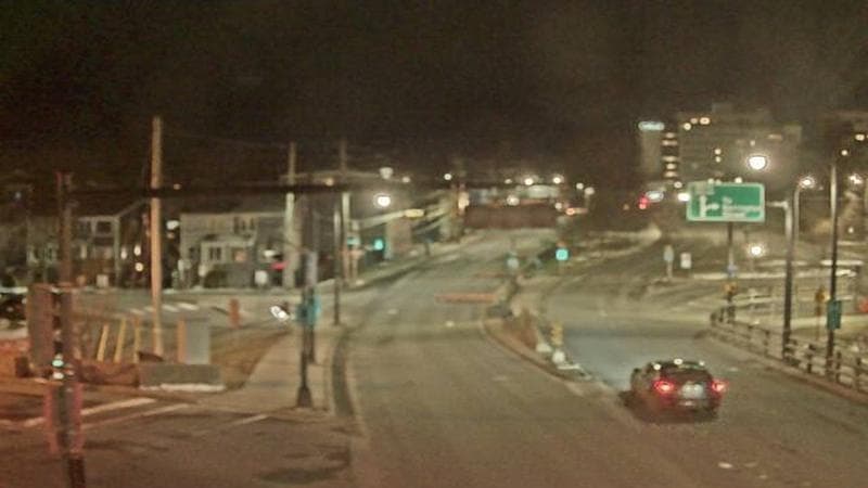 Mac Donald Bridge - Dartmouth bound