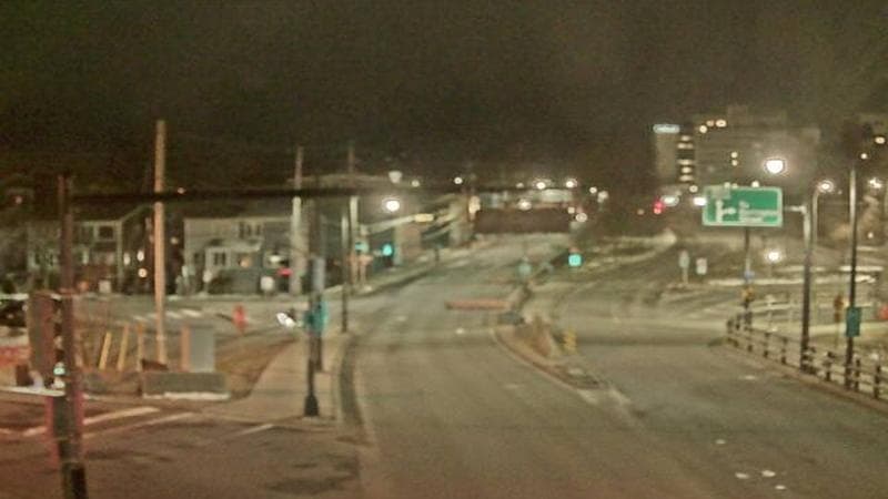 Mac Donald Bridge - Dartmouth bound