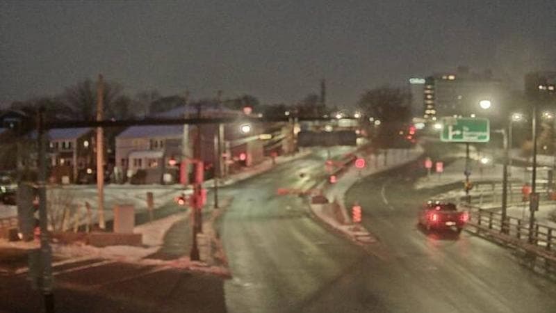 Mac Donald Bridge - Dartmouth bound