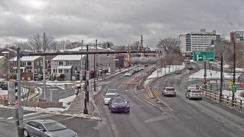 Mac Donald Bridge - Dartmouth bound