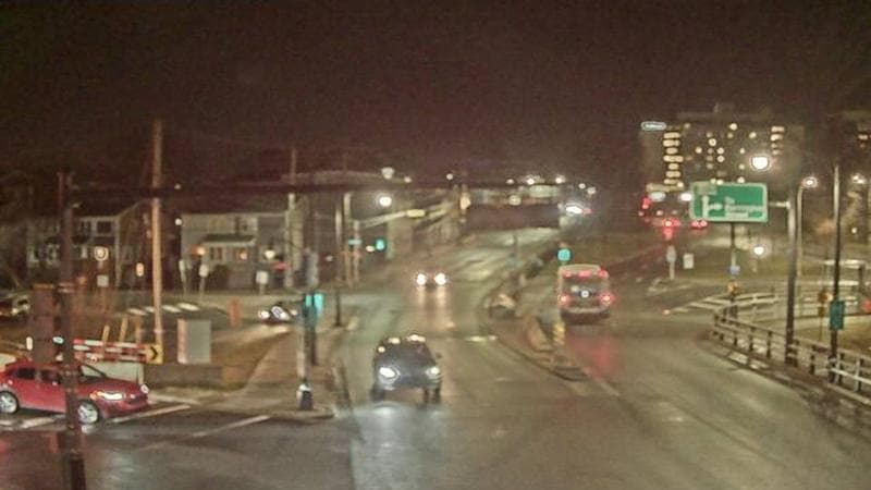 Mac Donald Bridge - Dartmouth bound