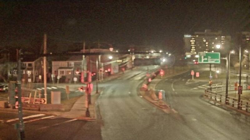 Mac Donald Bridge - Dartmouth bound