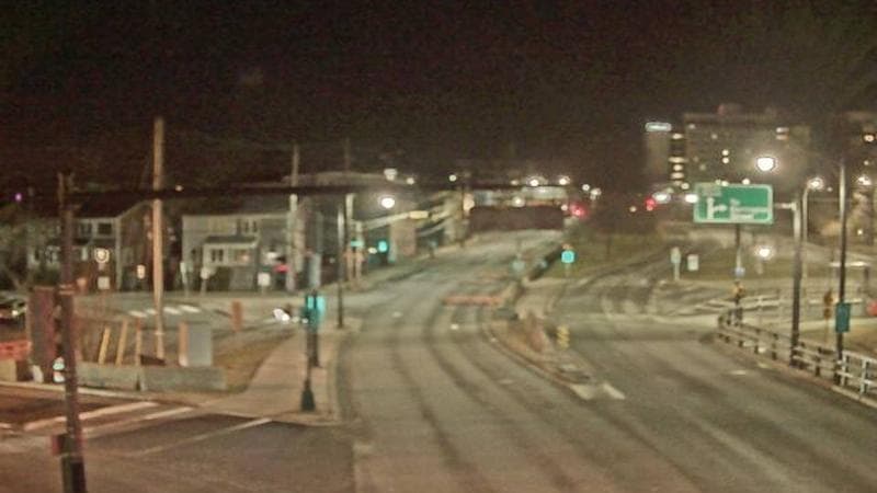 Mac Donald Bridge - Dartmouth bound