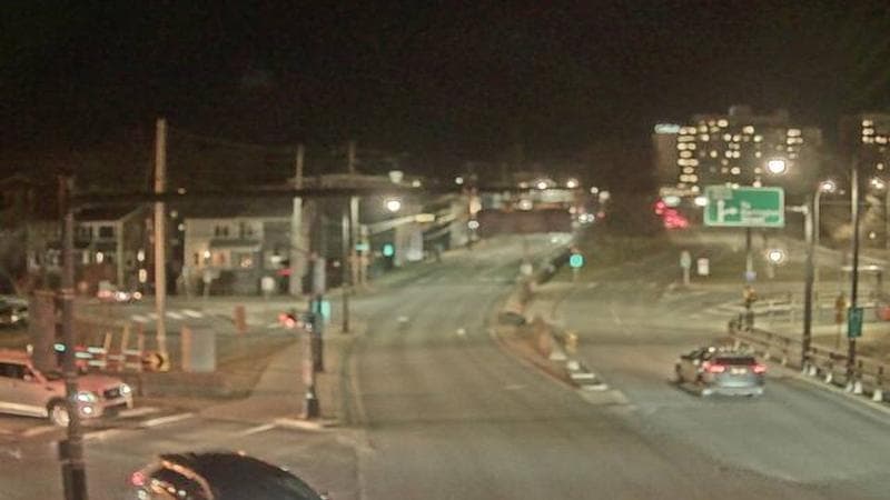 Mac Donald Bridge - Dartmouth bound