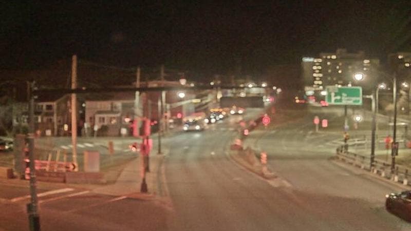 Mac Donald Bridge - Dartmouth bound