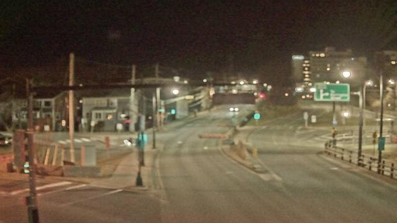 Mac Donald Bridge - Dartmouth bound