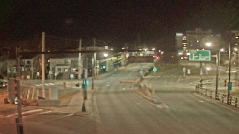 Mac Donald Bridge - Dartmouth bound