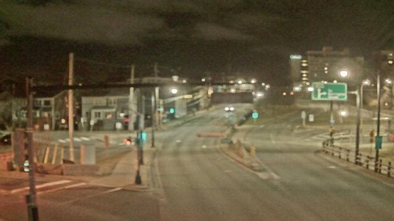 Mac Donald Bridge - Dartmouth bound