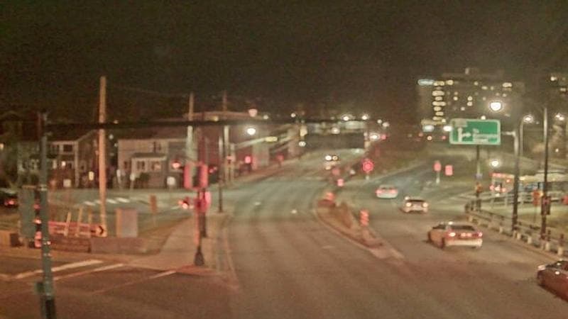 Mac Donald Bridge - Dartmouth bound