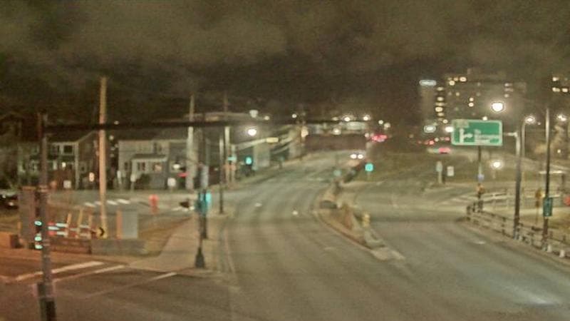 Mac Donald Bridge - Dartmouth bound