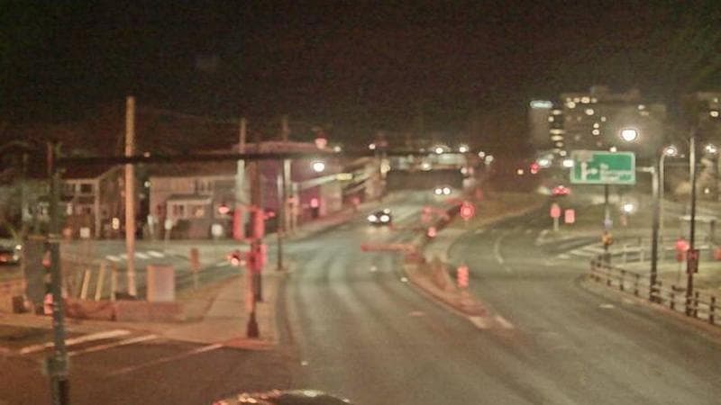 Mac Donald Bridge - Dartmouth bound