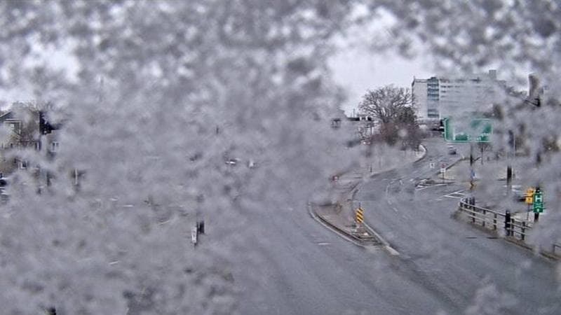 Mac Donald Bridge - Dartmouth bound