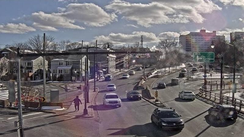 Mac Donald Bridge - Dartmouth bound