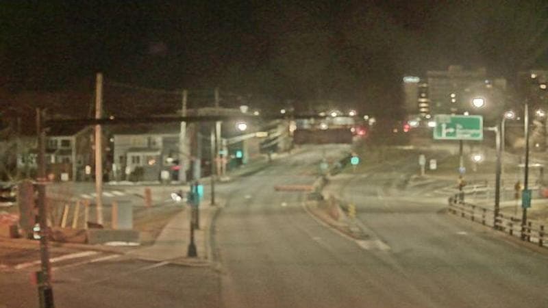 Mac Donald Bridge - Dartmouth bound