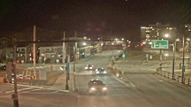 Mac Donald Bridge - Dartmouth bound