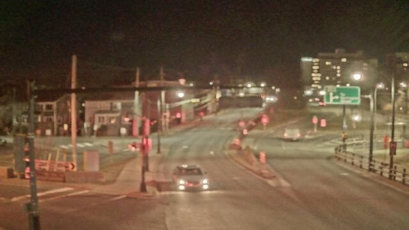 Mac Donald Bridge - Dartmouth bound