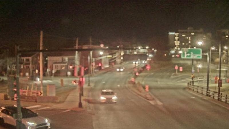 Mac Donald Bridge - Dartmouth bound