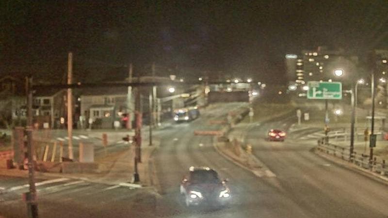 Mac Donald Bridge - Dartmouth bound