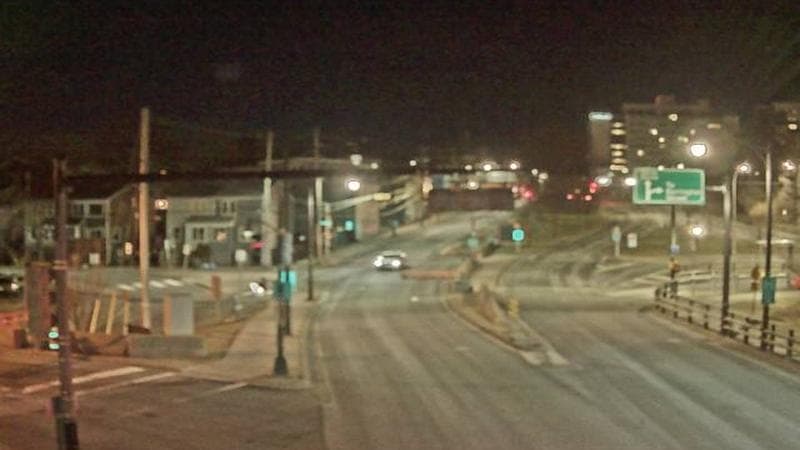 Mac Donald Bridge - Dartmouth bound