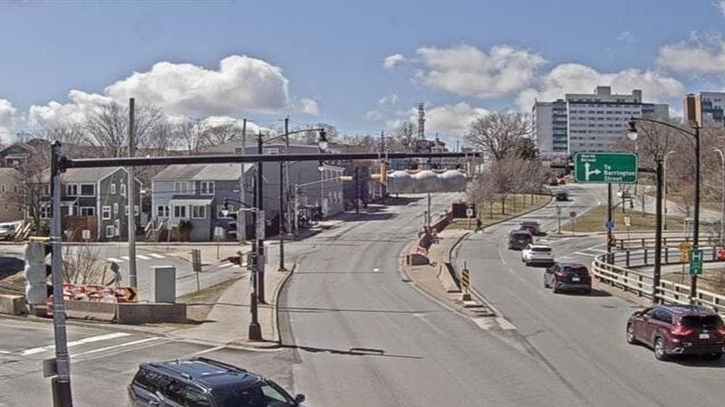 Mac Donald Bridge - Dartmouth bound