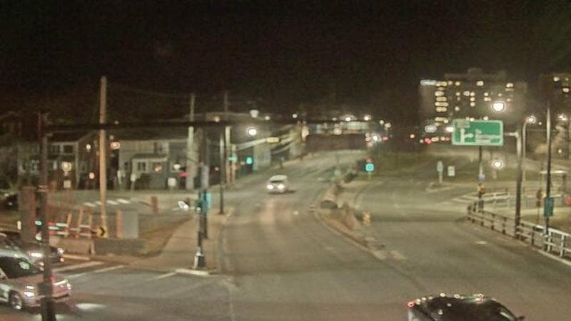 Mac Donald Bridge - Dartmouth bound