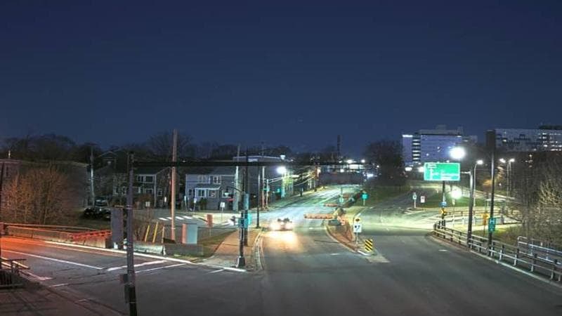 Mac Donald Bridge - Dartmouth bound