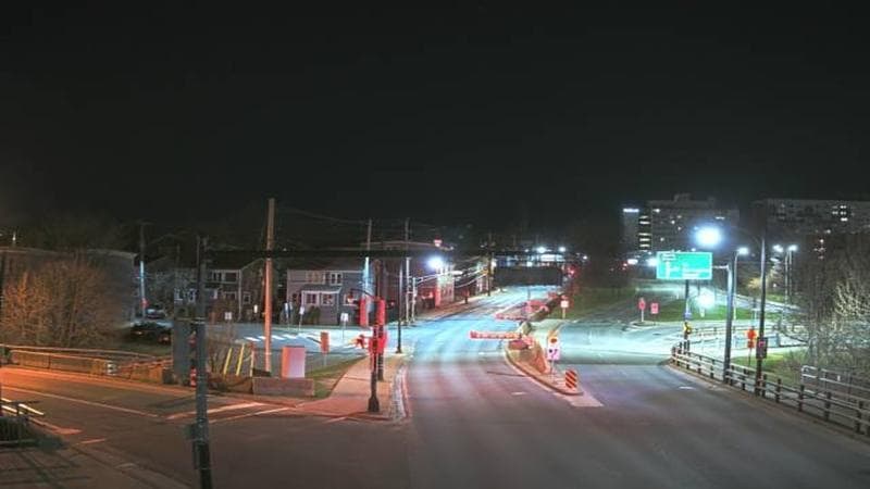 Mac Donald Bridge - Dartmouth bound