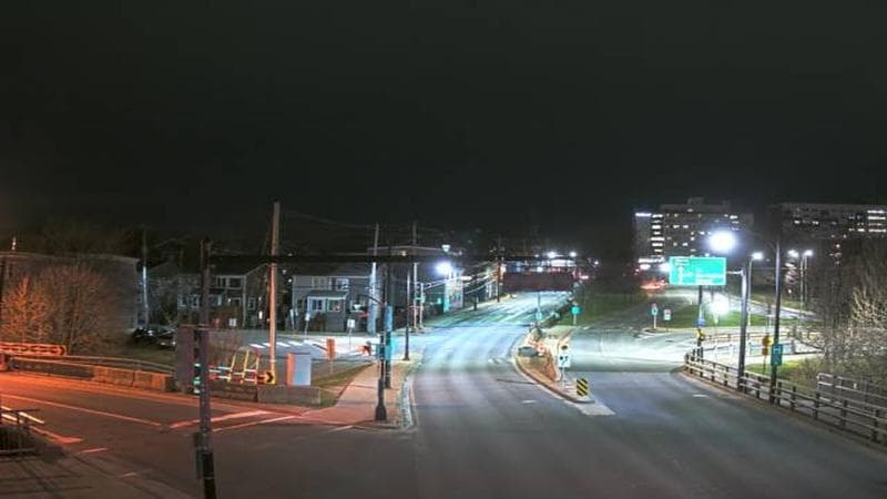 Mac Donald Bridge - Dartmouth bound
