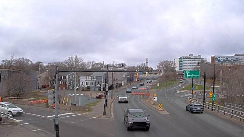 Mac Donald Bridge - Dartmouth bound