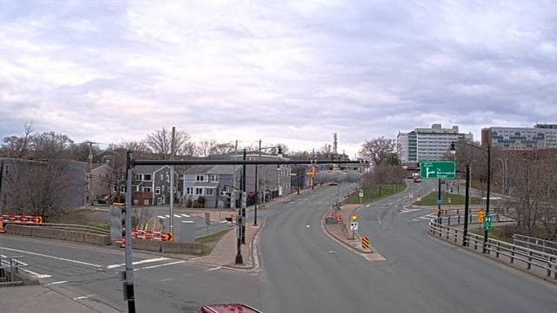 Mac Donald Bridge - Dartmouth bound
